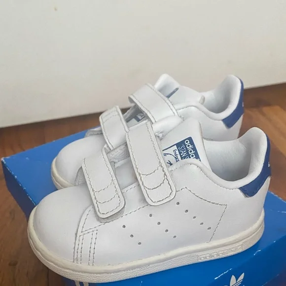 adidas gazelle silver green womens adidas Originals Boys Superstar 360 x Disney Mickey